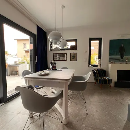 Stormy Im Nauticum لوبمين