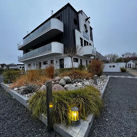 Stormy Im Nauticum لوبمين